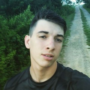 Meet your Posher, Dallyn